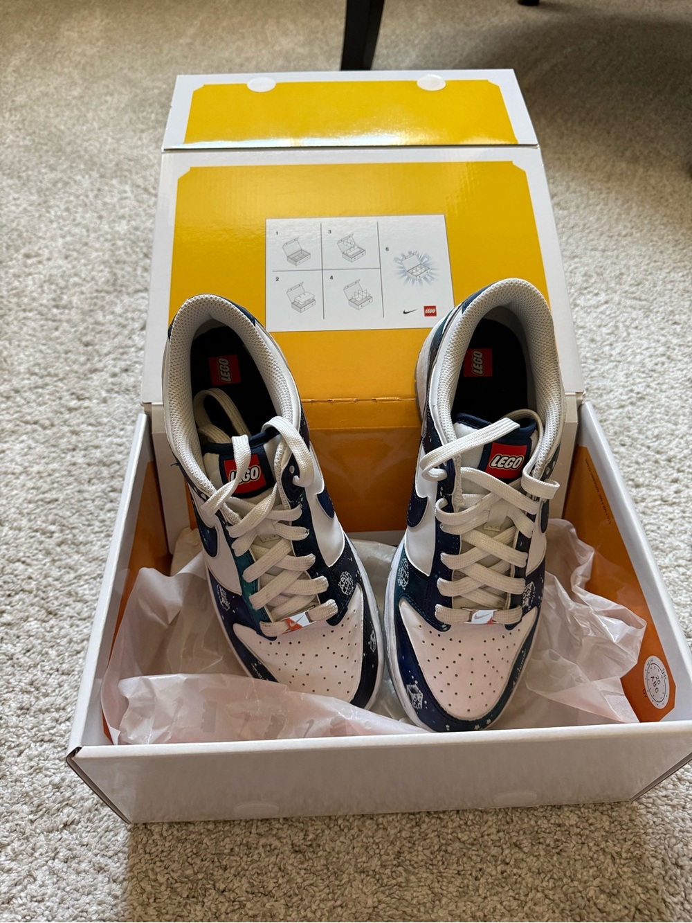 LEGO x NIKE DUNK LOW
NIGHT SKY SNEAKERS